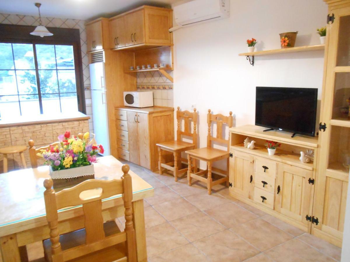 Apartamento El Portal Viejo Cabezuela Del Valle Exterior foto